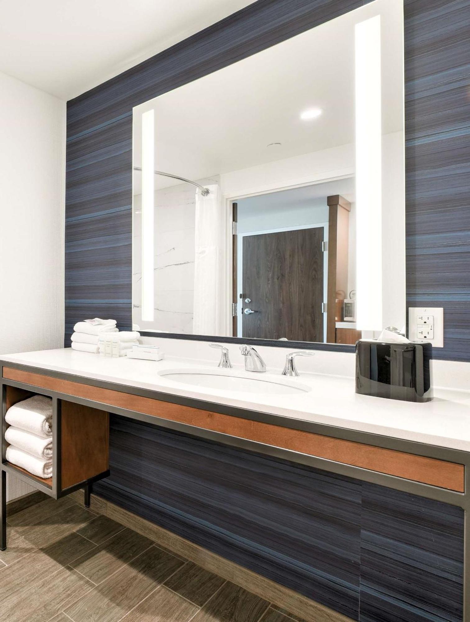 Hilton Garden Inn Fremont Milpitas Exterior foto